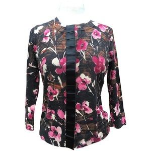 Ann Taylor floral, ribbon hidden button 3/4 sleeve